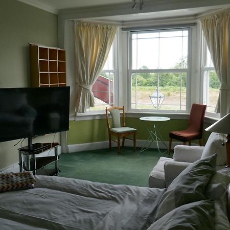 Fox & Hounds Pub Hotell Long Ditton Exteriör bild