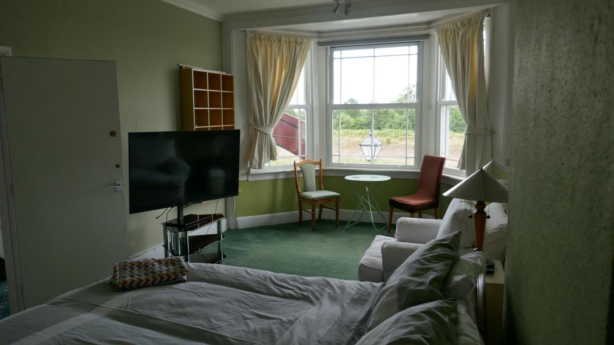 Fox & Hounds Pub Hotell Long Ditton Exteriör bild